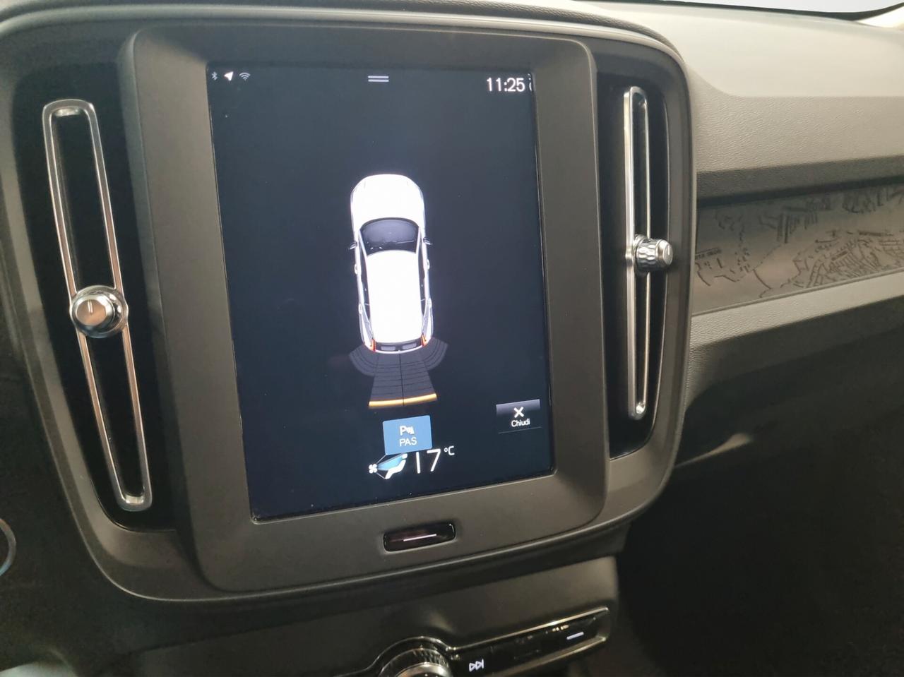 Volvo XC40 T2 Momentum Core