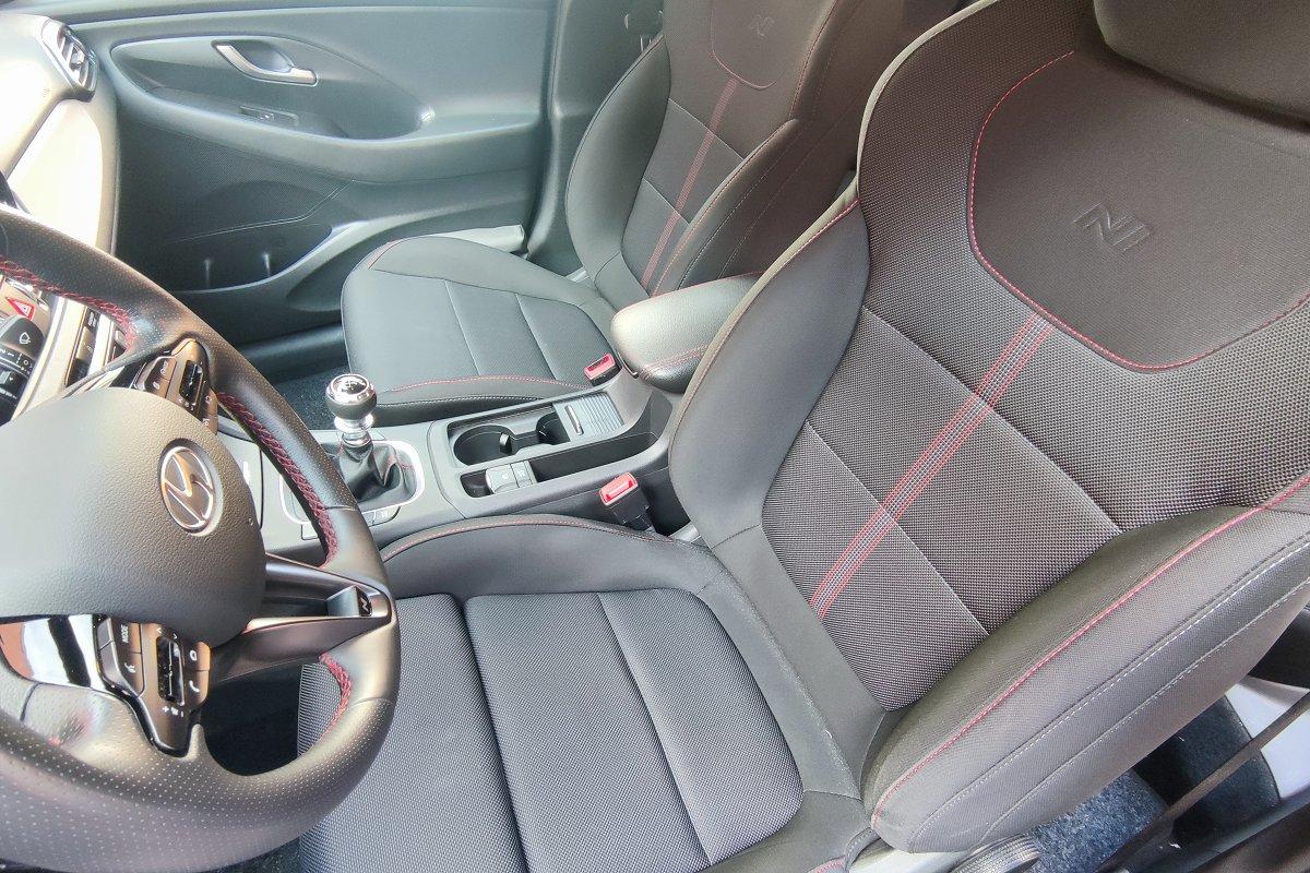 HYUNDAI i30 Fastback 1.5 T-GDI iMT 48V N-Line