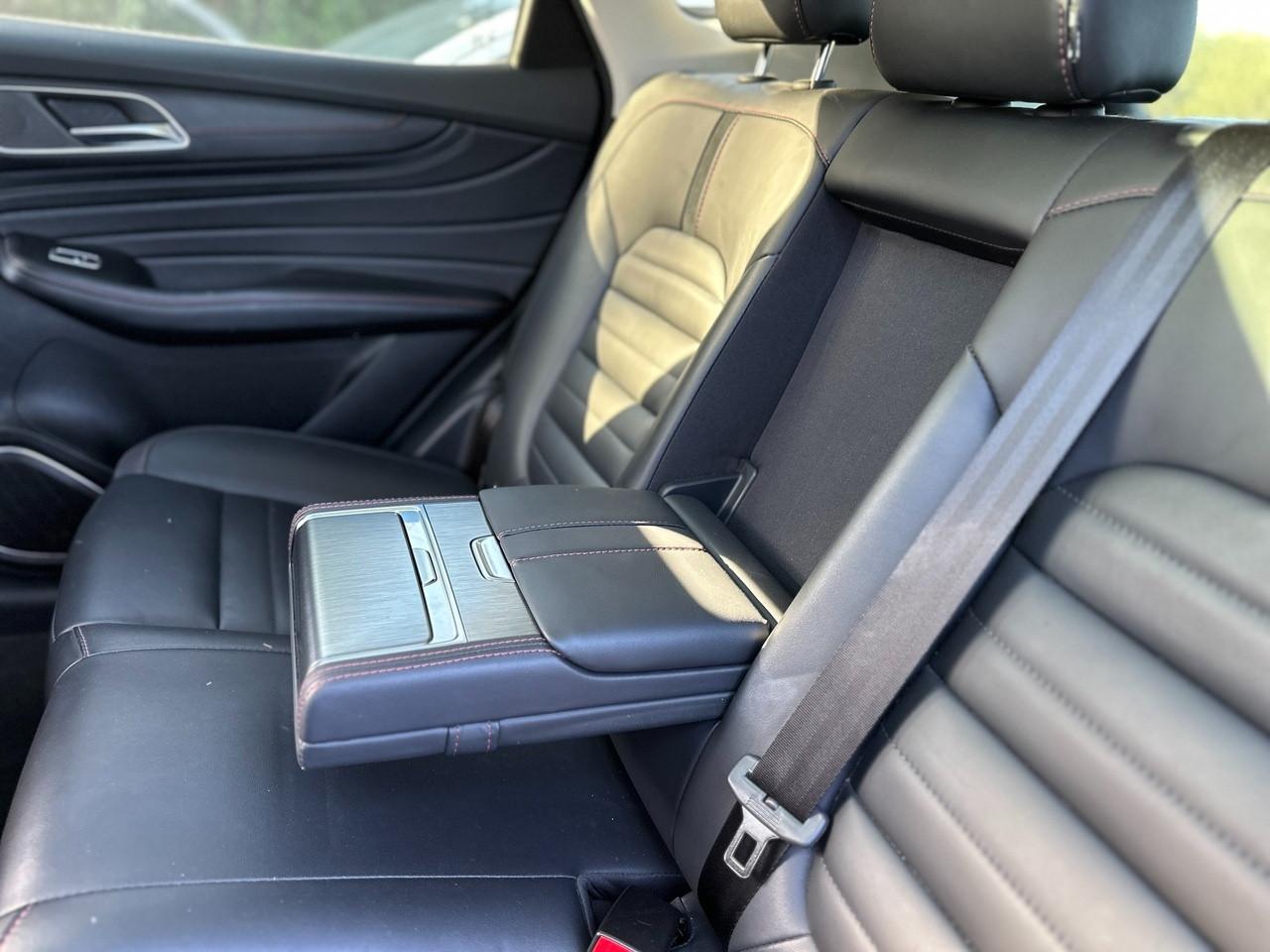 MG HS I - HS 1.5 t Luxury auto