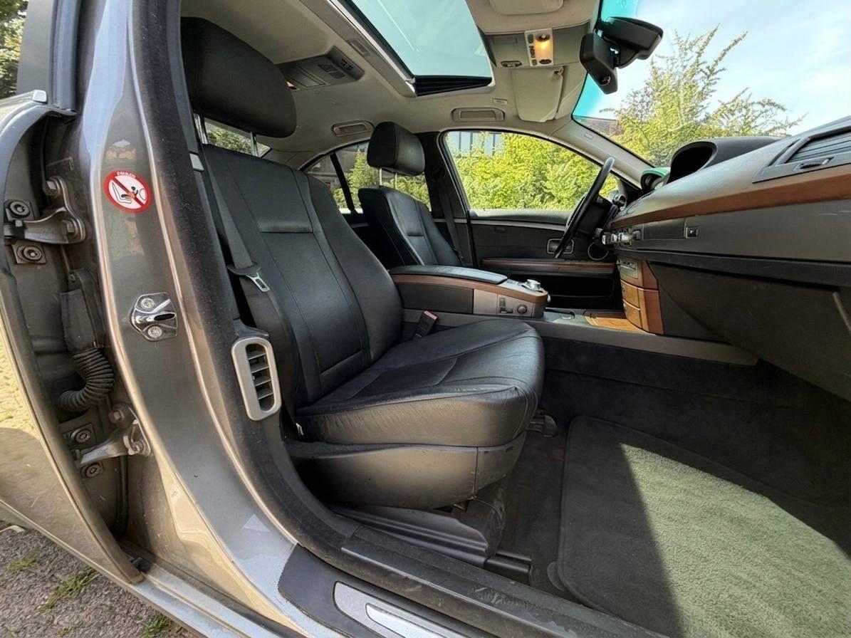 BMW Serie 7 E 65-66 745i
