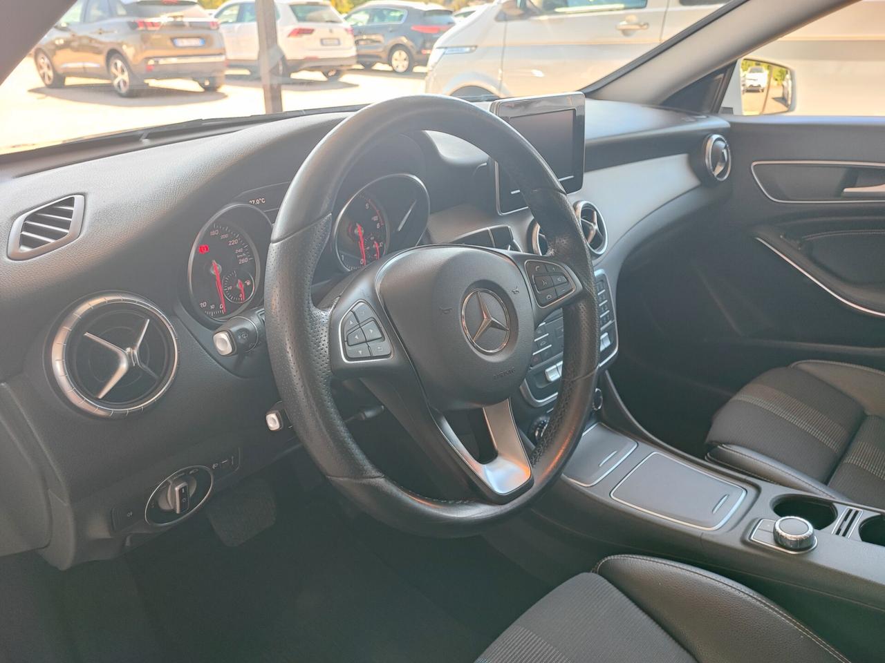 Mercedes-benz CLA 180 d S.W. Automatic Premium
