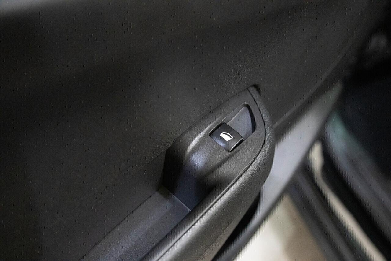 Opel Crossland X 1.2 T 110cv GS-LINE - Full LED