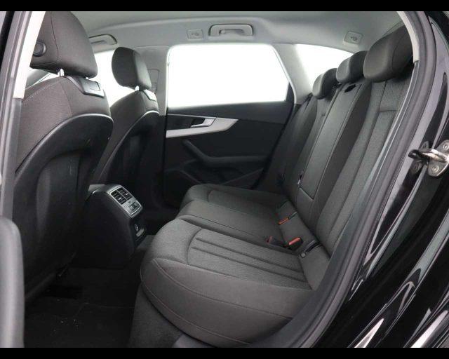 AUDI A4 Avant 35 TDI/163 CV S tronic