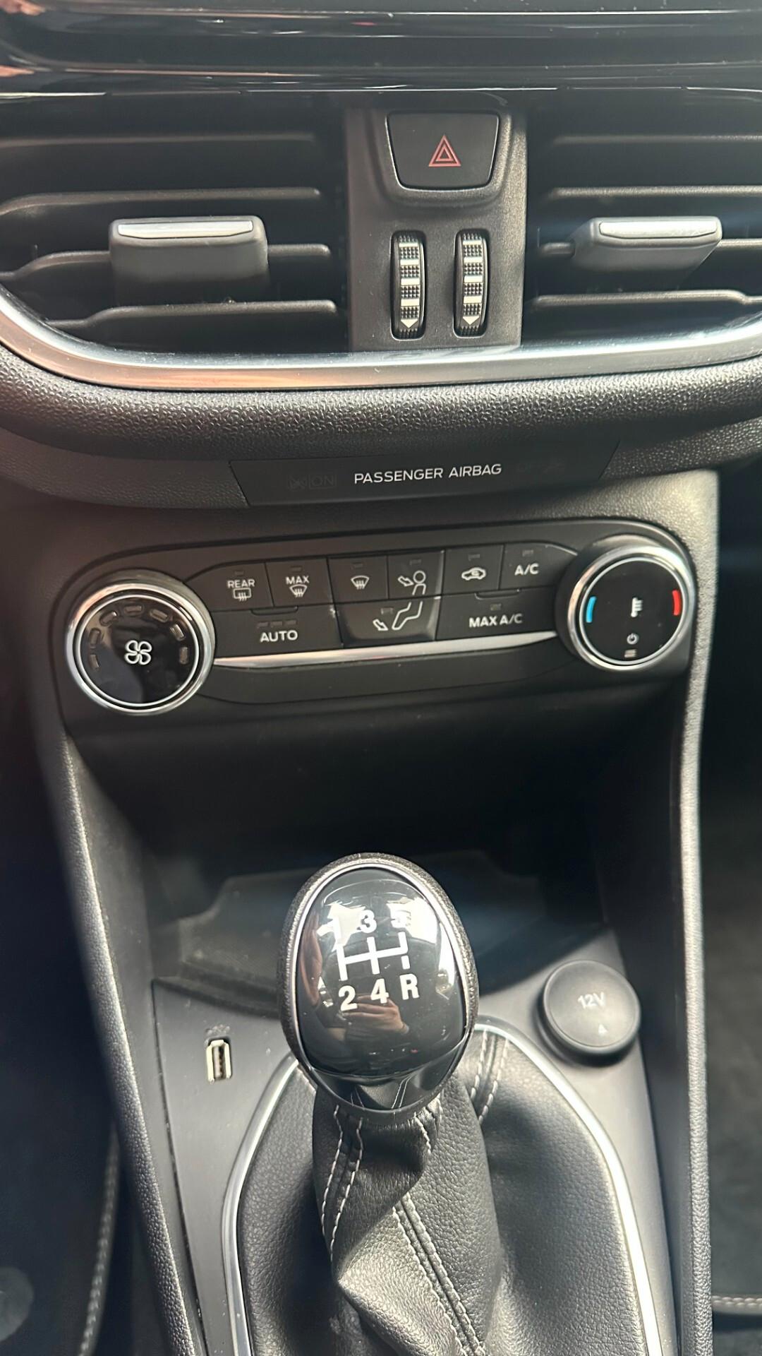 Ford Fiesta 1.1 75 CV 5 porte Titanium