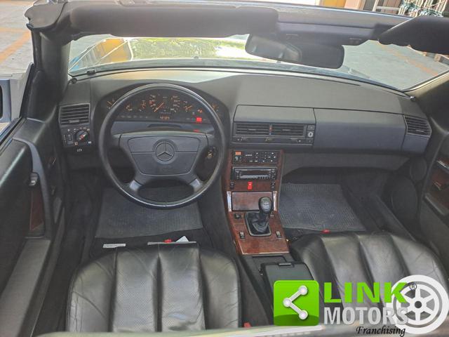 MERCEDES-BENZ SL 300 SL-24
