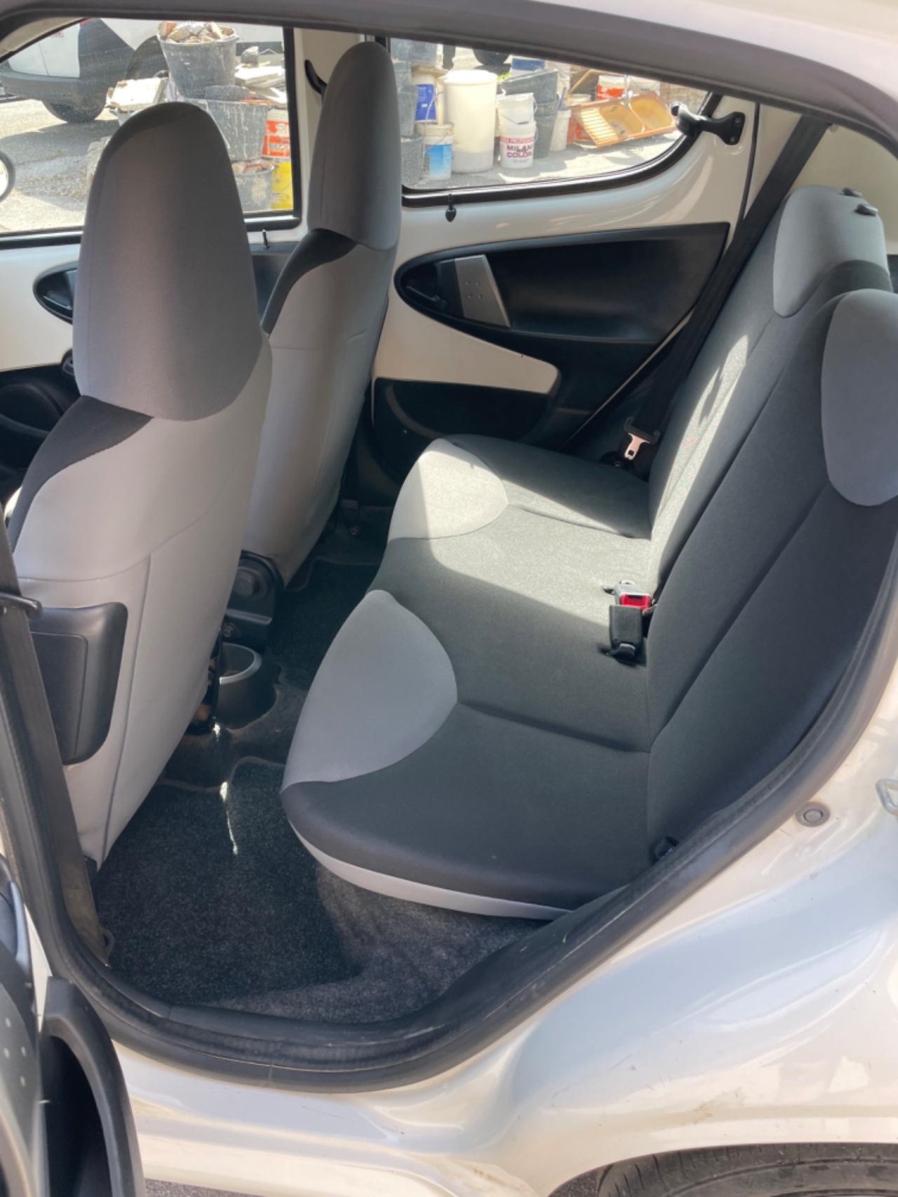 Peugeot 107 1.0 68CV 5p. Active 2Tronic