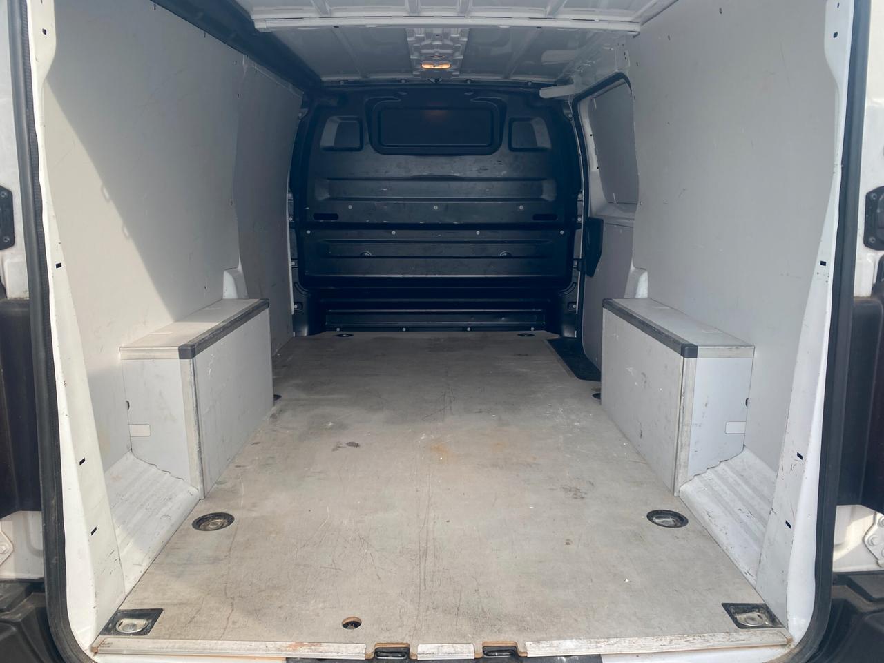 OPEL VIVARO 2.0D 145Cv PASSOLUNGO/TN Cargo ENJOY