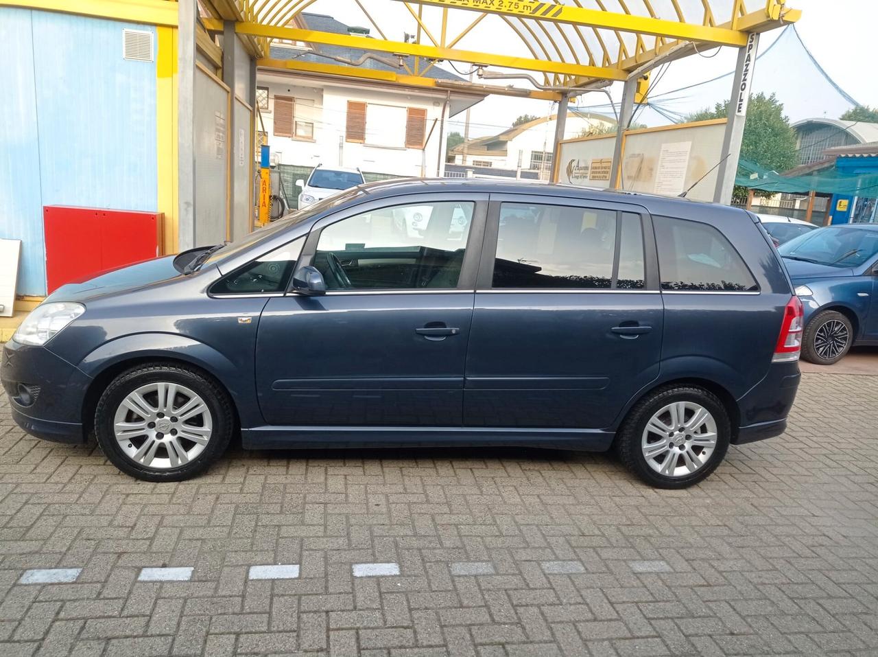 Opel Zafira 1.6 16V VVT Enjoy