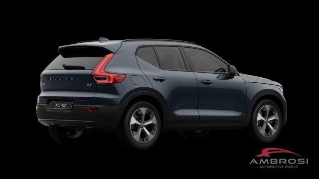 VOLVO XC40 B3 Mild hybrid Benzina Plus Dark