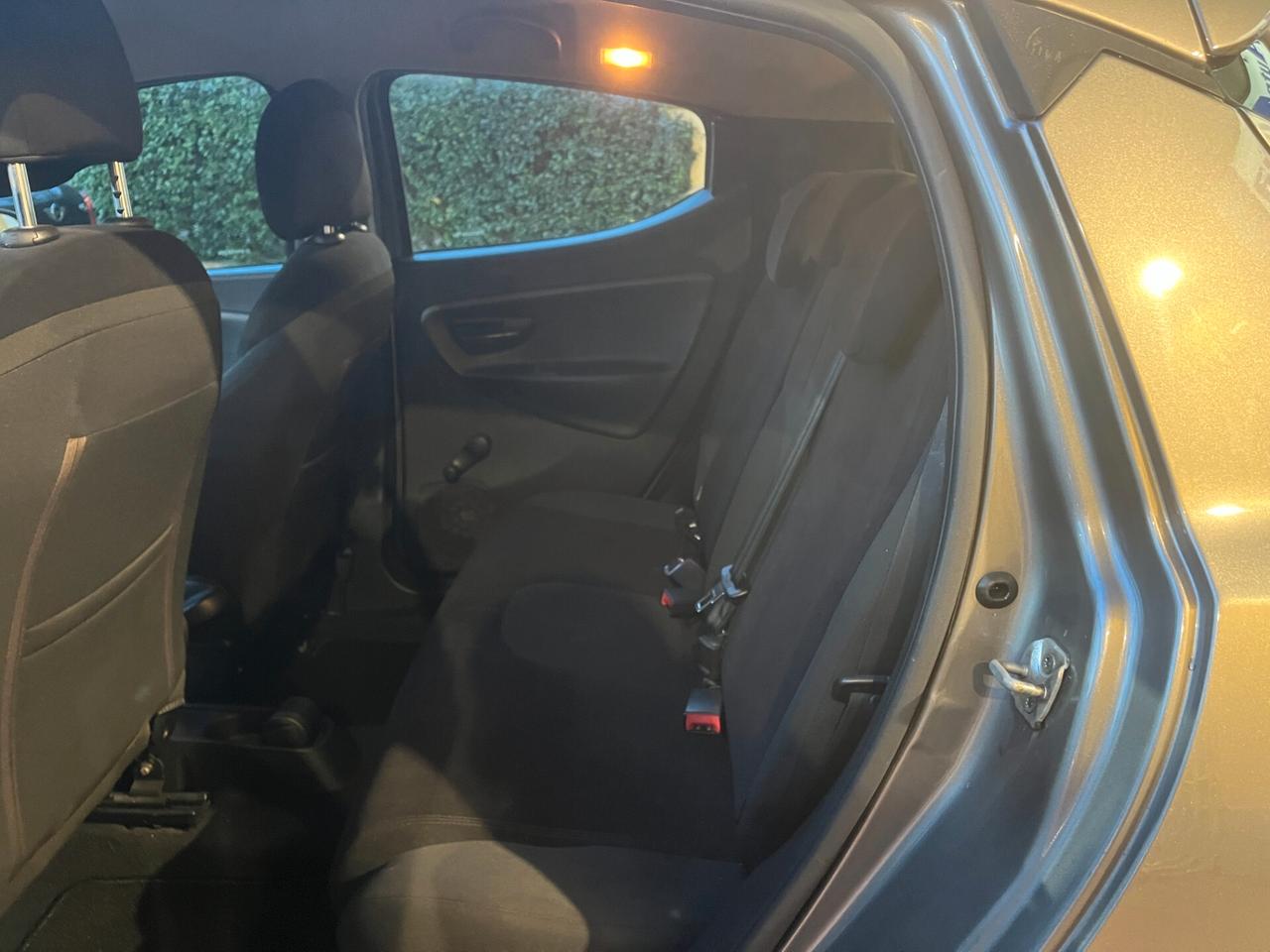 Lancia Ypsilon 1.3 MJT 16V 95 CV 5 porte S&S Gold