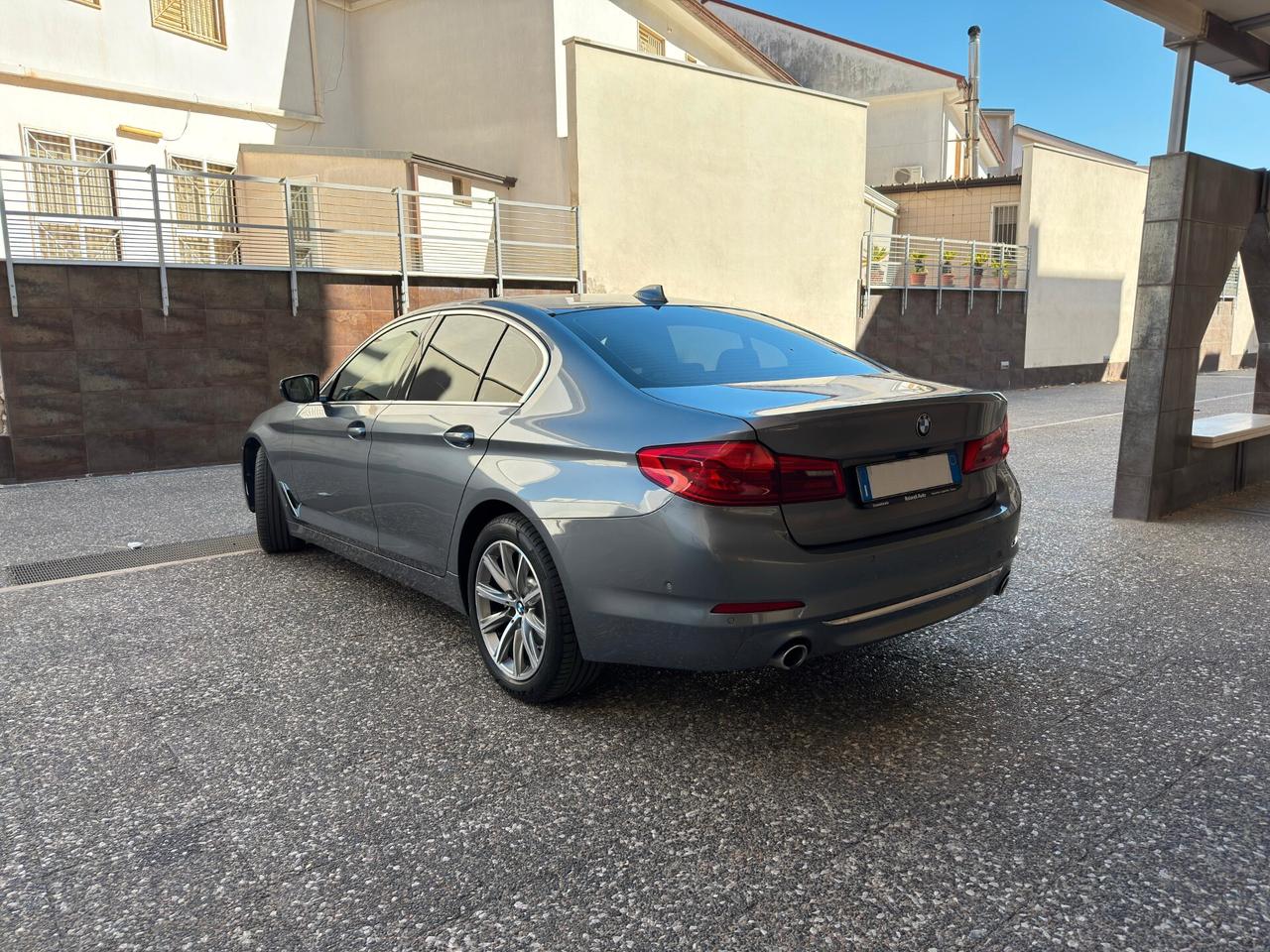 Bmw 520d 48V xDrive Luxury MHEV 190 cv