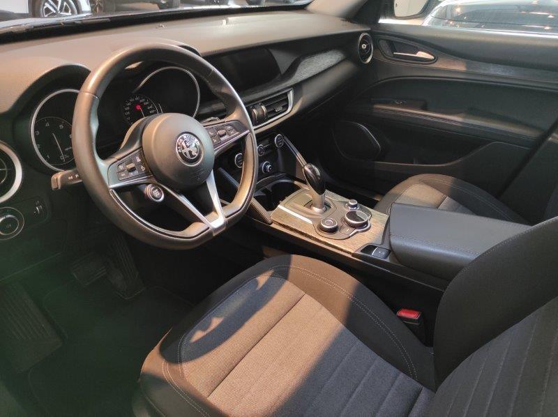 ALFA ROMEO Stelvio - Stelvio 2.2 Turbodiesel 190 CV AT8 Q4 Business