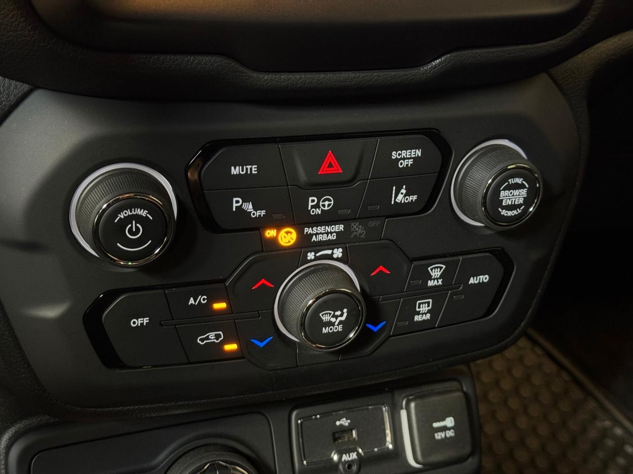 JEEP RENEGADE 4XE TRAILHAWK HYBRID PLUG-IN