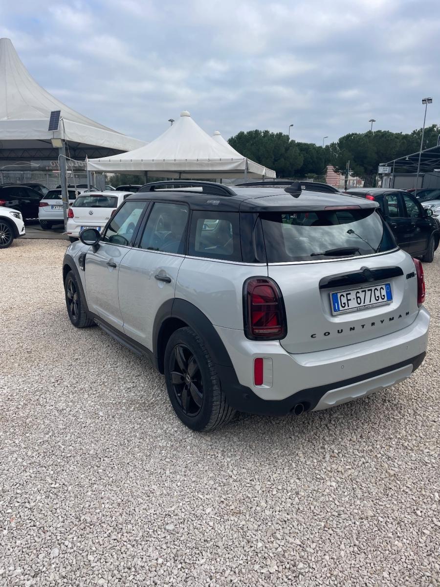 MINI - Countryman - Mini One D Northwood Edition