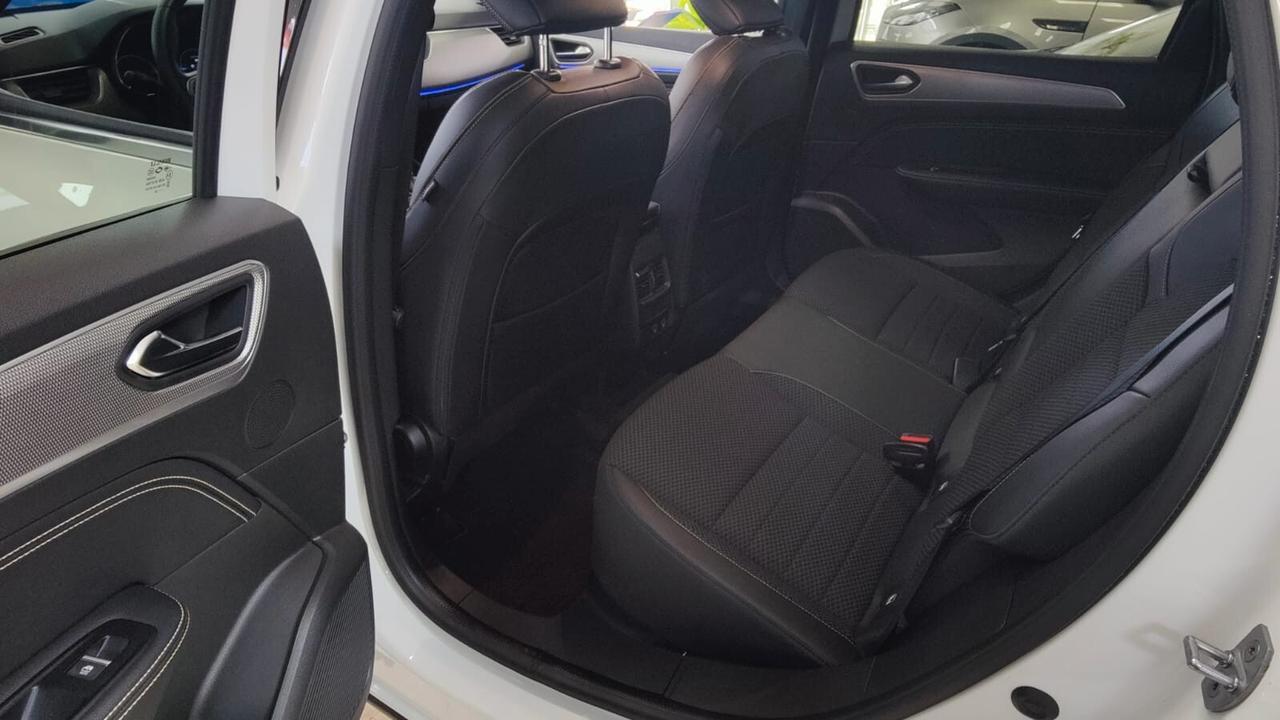 Renault Arkana 1.6 Full Hybrid E-Tech 145 CV Techno