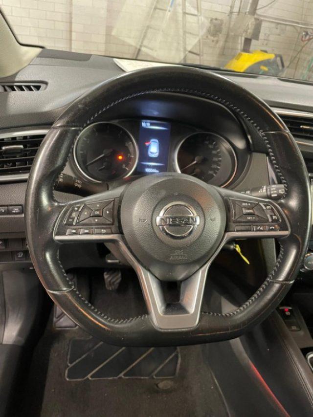 NISSAN Qashqai 1.2 DIG-T N-Connecta