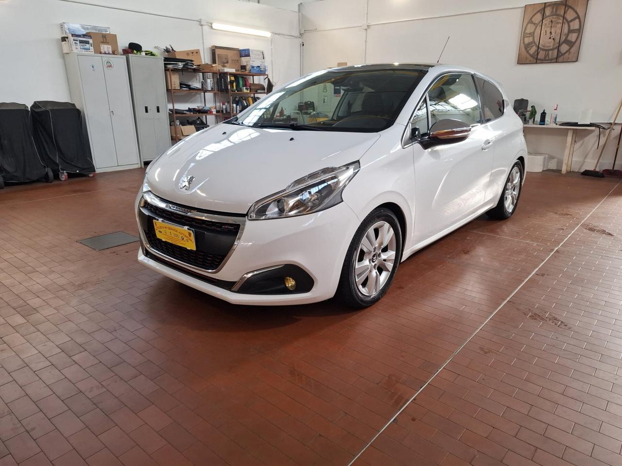 Peugeot 208 PureTech Turbo 110 EAT6 S&S 3 porte GT Line