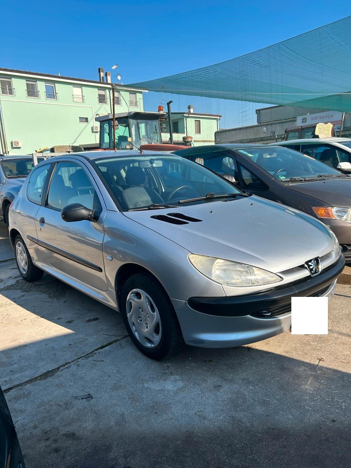 Peugeot 206 1.1 3p. XT OK Neo patentati