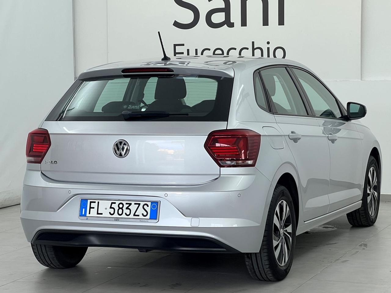 VOLKSWAGEN Polo VI 2017 Polo 5p 1.0 mpi Comfortline 75cv