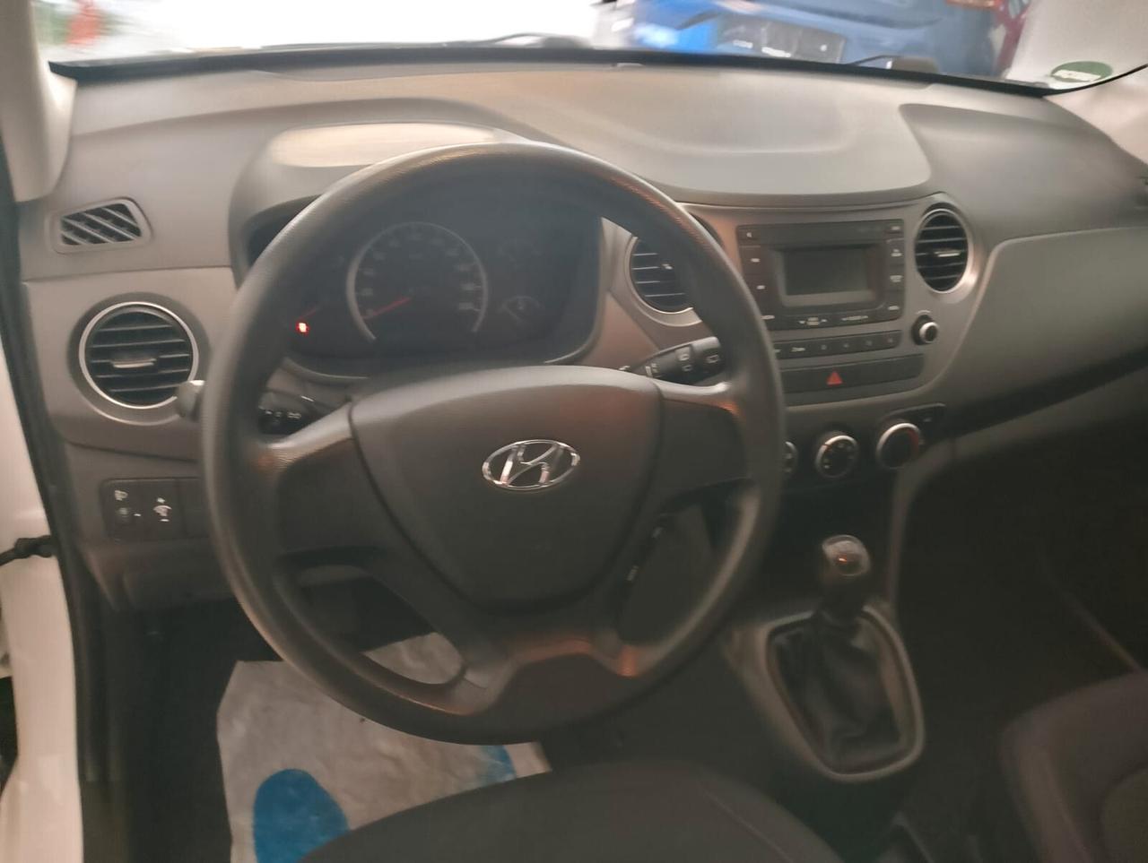 Hyundai i10 1.0 MPI OK NEOPATENTATI OFFERTA