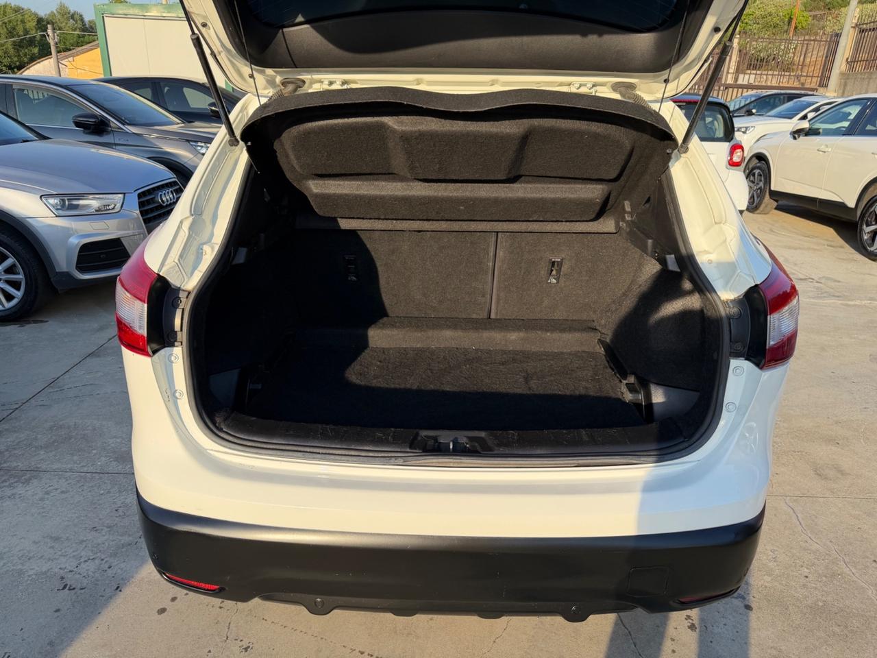 Nissan Qashqai 1.6 dCi 2WD Business/ 131.000km