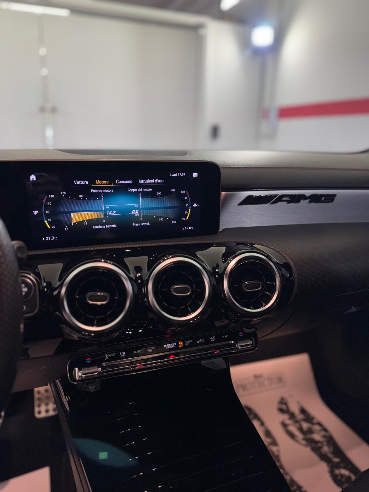 Mercedes-benz CLA 200 d Amg Premium Full optional Berlina