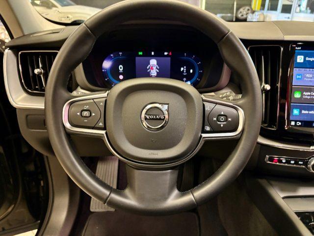 VOLVO XC60 B4 (d) automatico Core UNIPRO - CERTIFICATA