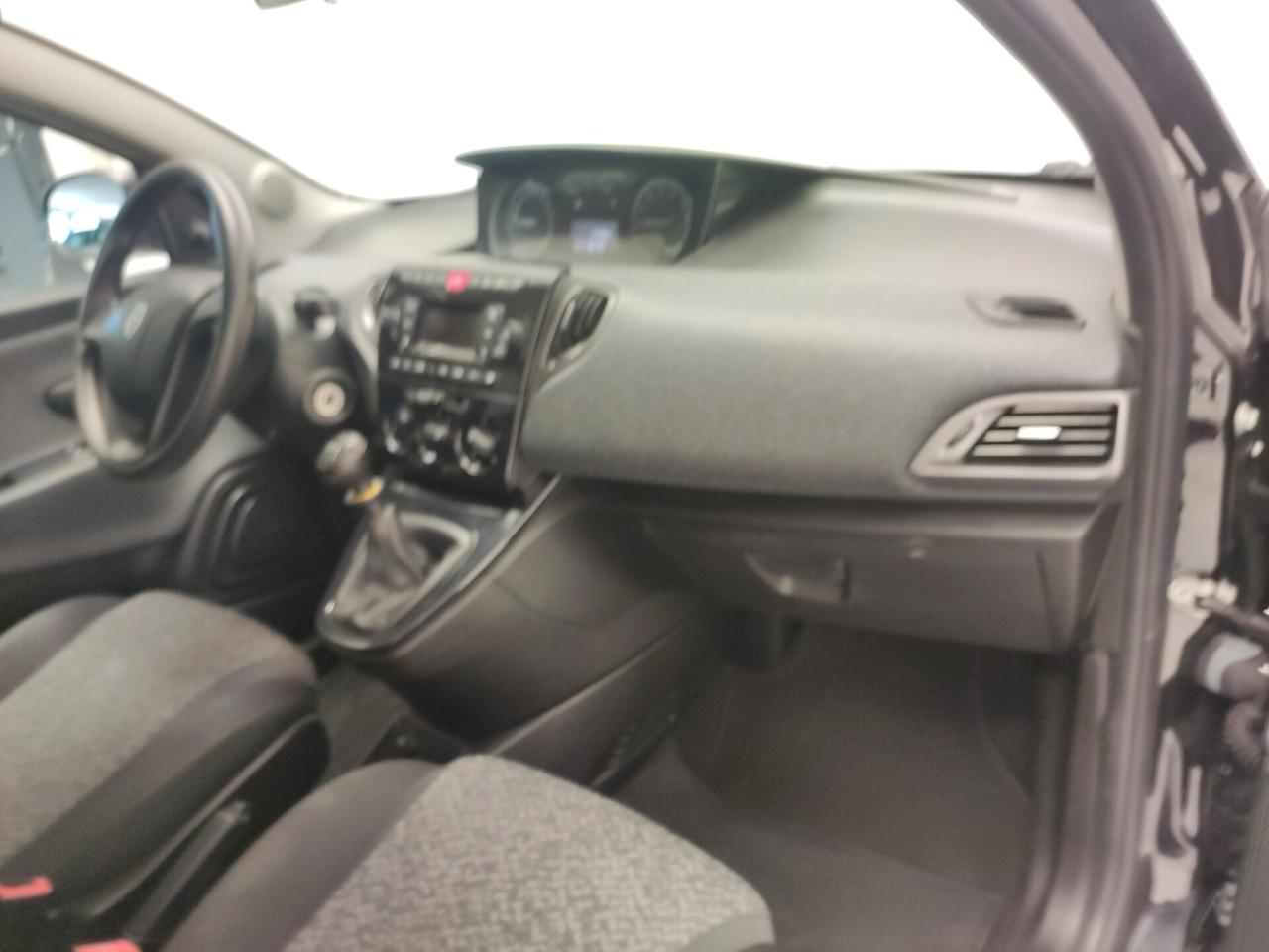 Lancia Ypsilon 1.2 69 CV 5 porte S&S Elefantino Blu
