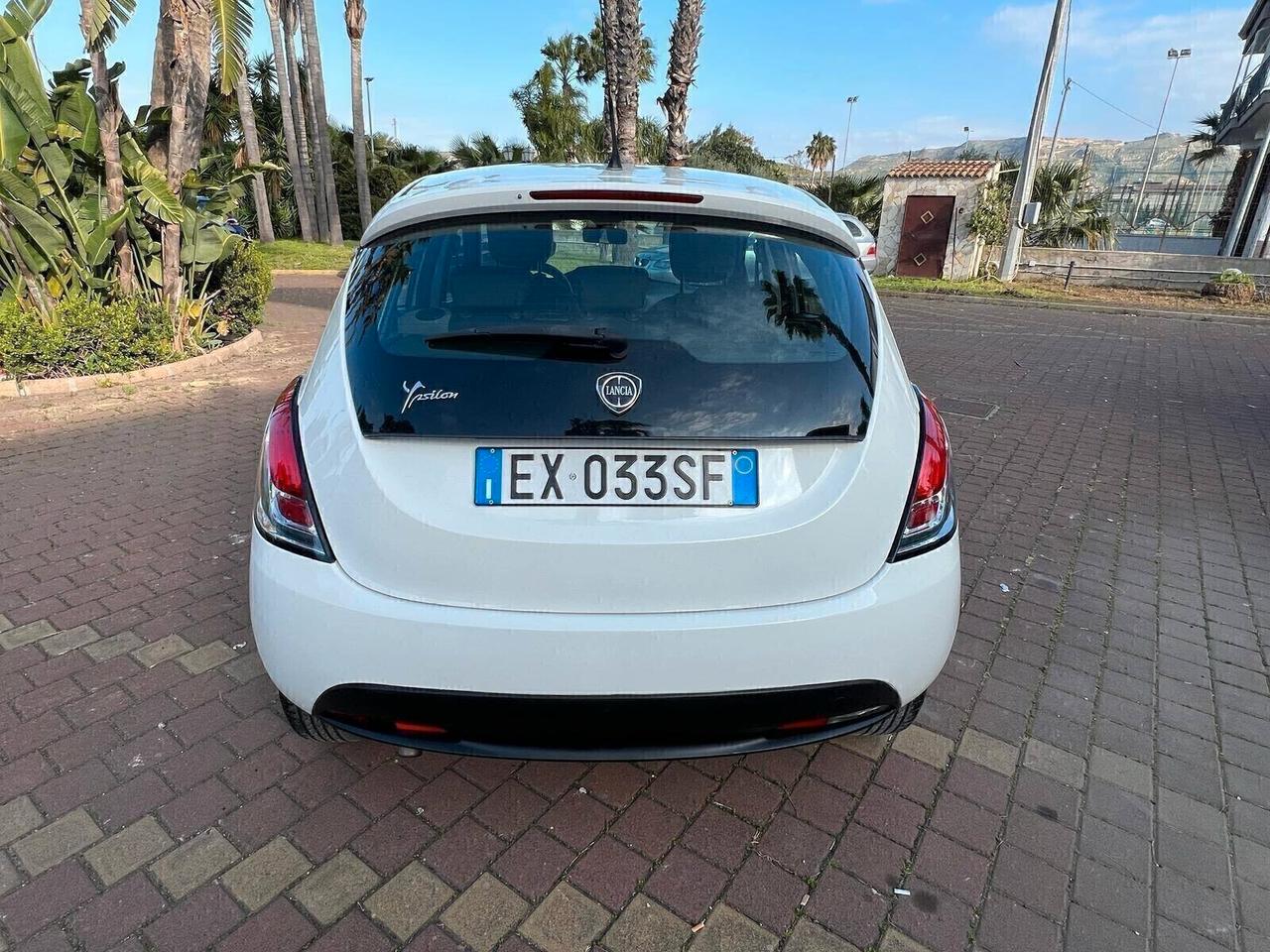 Lancia Ypsilon 1.3 MJT 16V 95 CV 5 porte S&S Gold