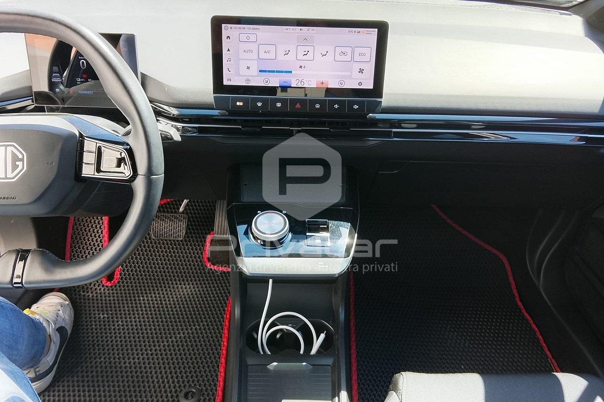 MG MG4 Luxury 64 KWh