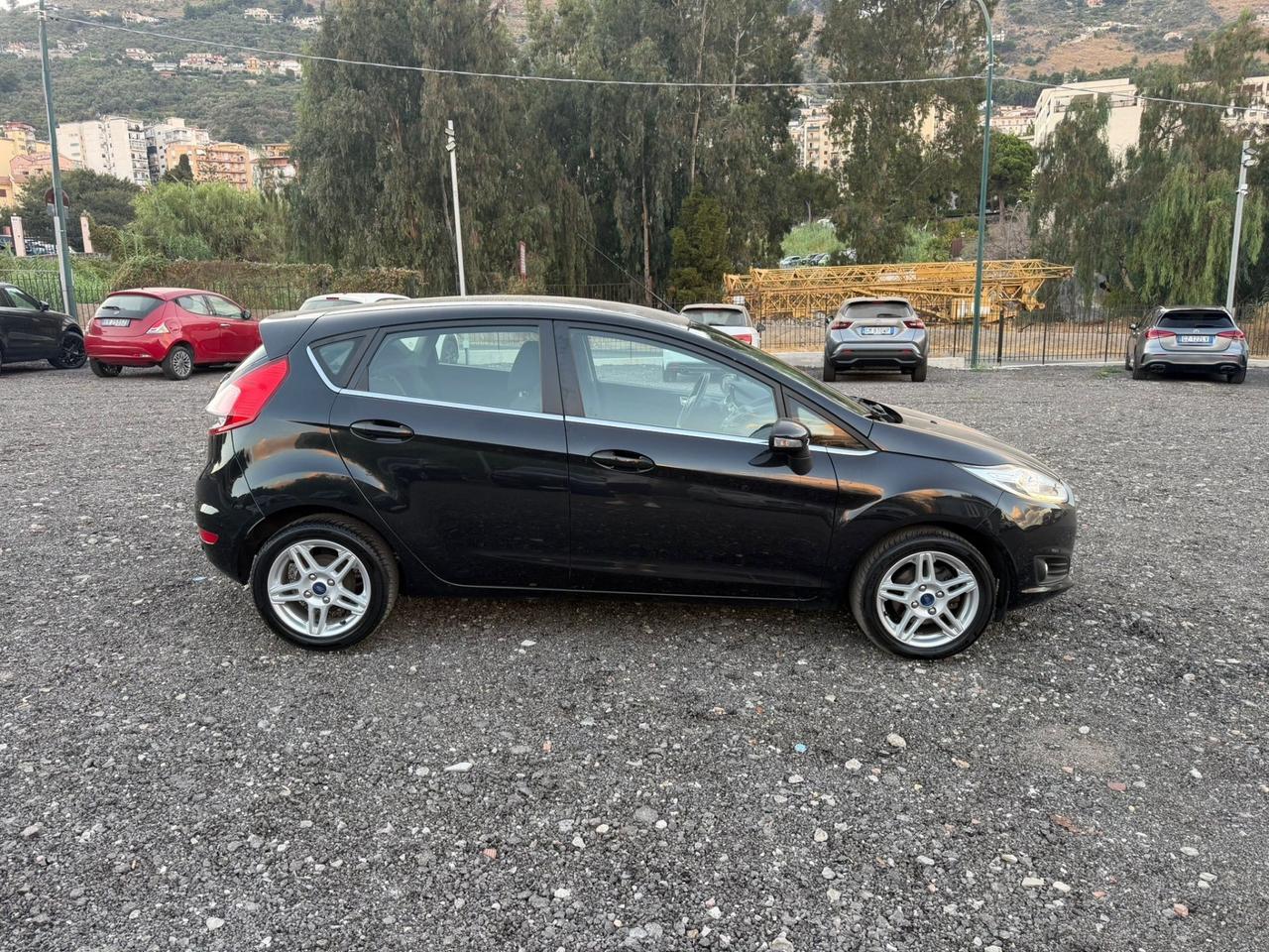 Ford Fiesta 1.0 EcoBoost 100CV 5 porte Titanium