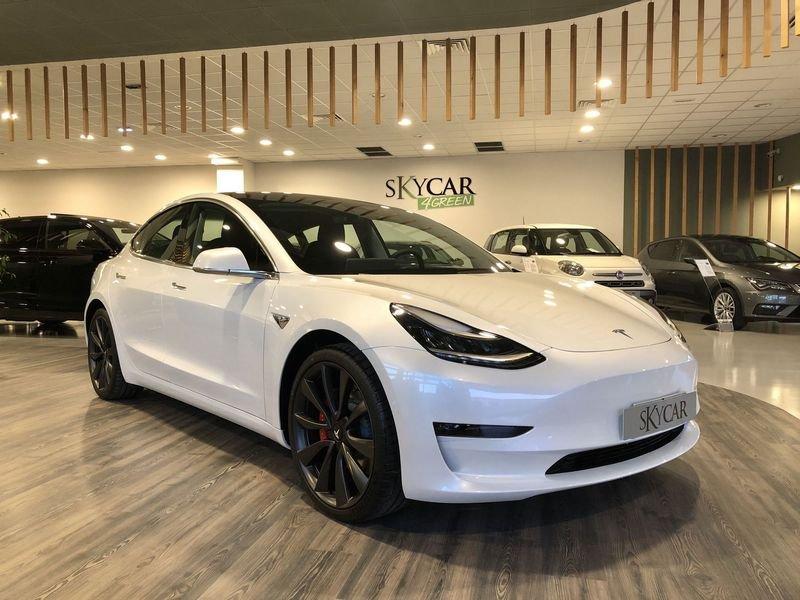 Tesla Model 3 Long Range Performance AWD