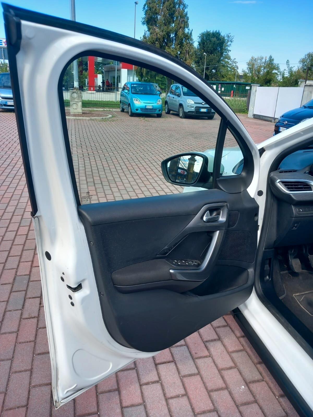 Peugeot 2008 PureTech 82 Allure