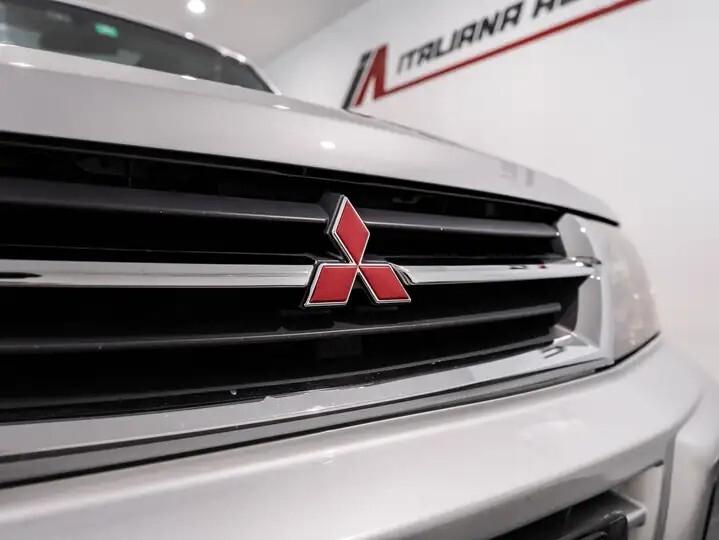 Mitsubishi Pajero 3.2 16V DI-D 3p. GLX