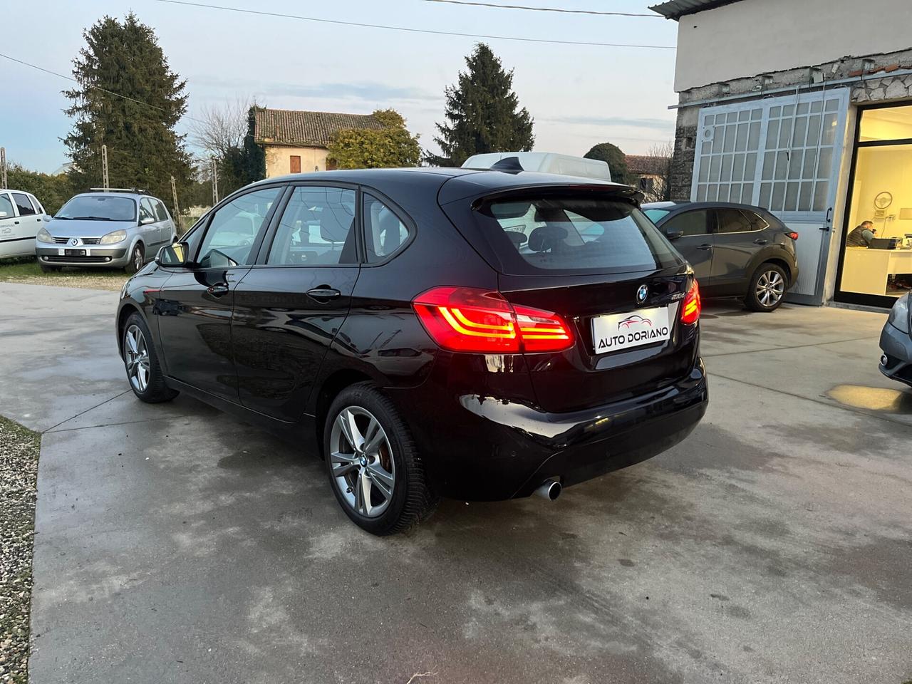 Bmw 218d Active Tourer Luxury (110kw)