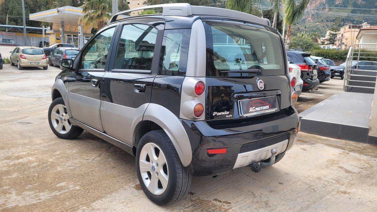 Fiat Panda 1.3 MJT 16V 4x4 Cross