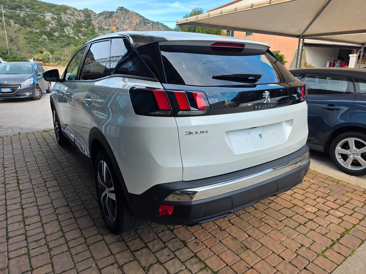 Peugeot 3008 BlueHDi 130 S&S EAT8 Allure Pack