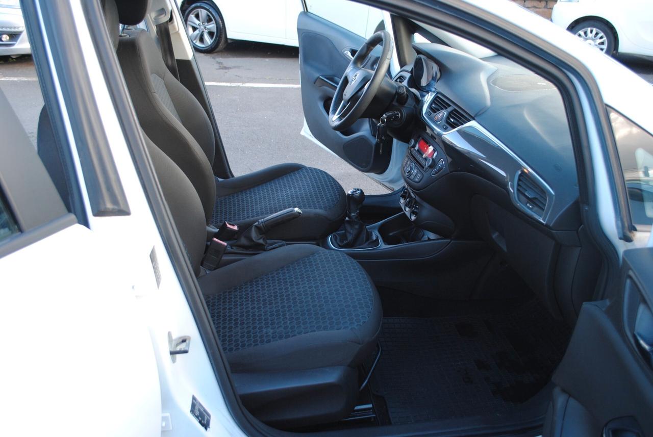 OPEL CORSA 1.4 90 CV BENZ/GPL OK NEOPATENTATI