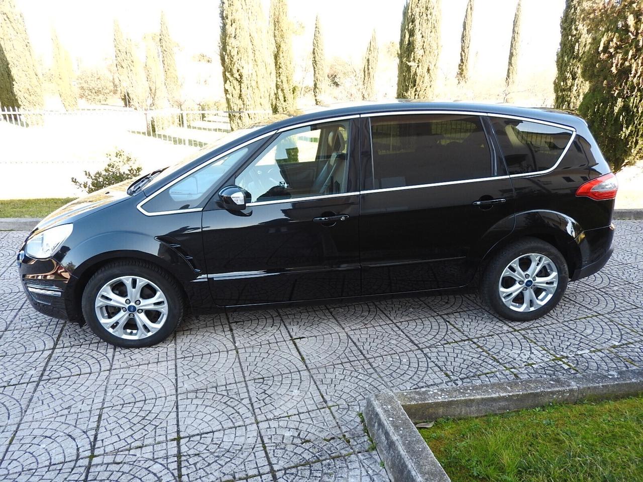 Ford S-Max 2.0 TDCi Titanium