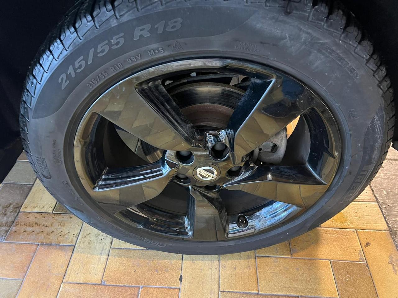 Nissan Qashqai 1.5 dCi Tekna 10/2015