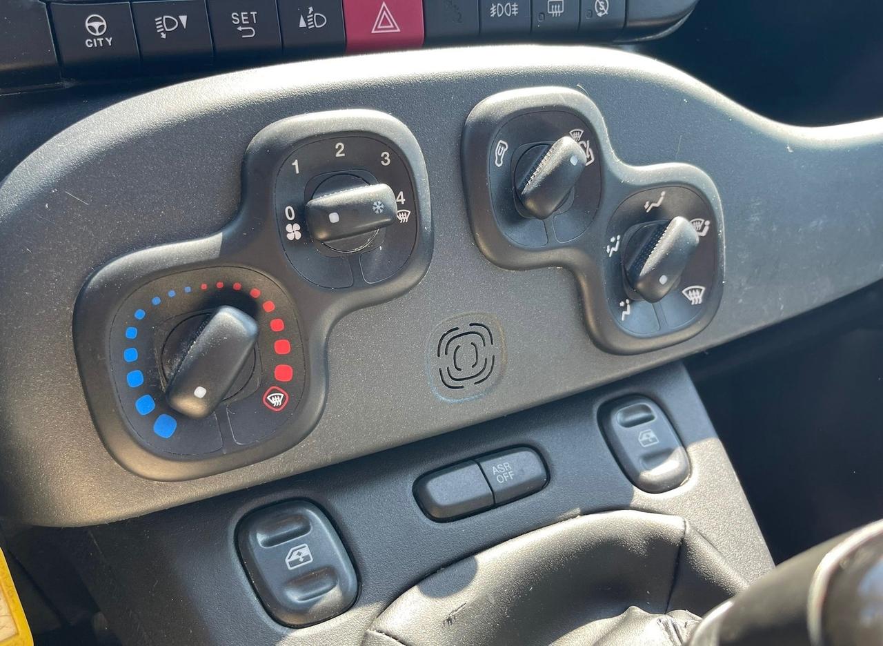 Fiat Panda 1.0 S&S Hybrid Pop Van 2 posti