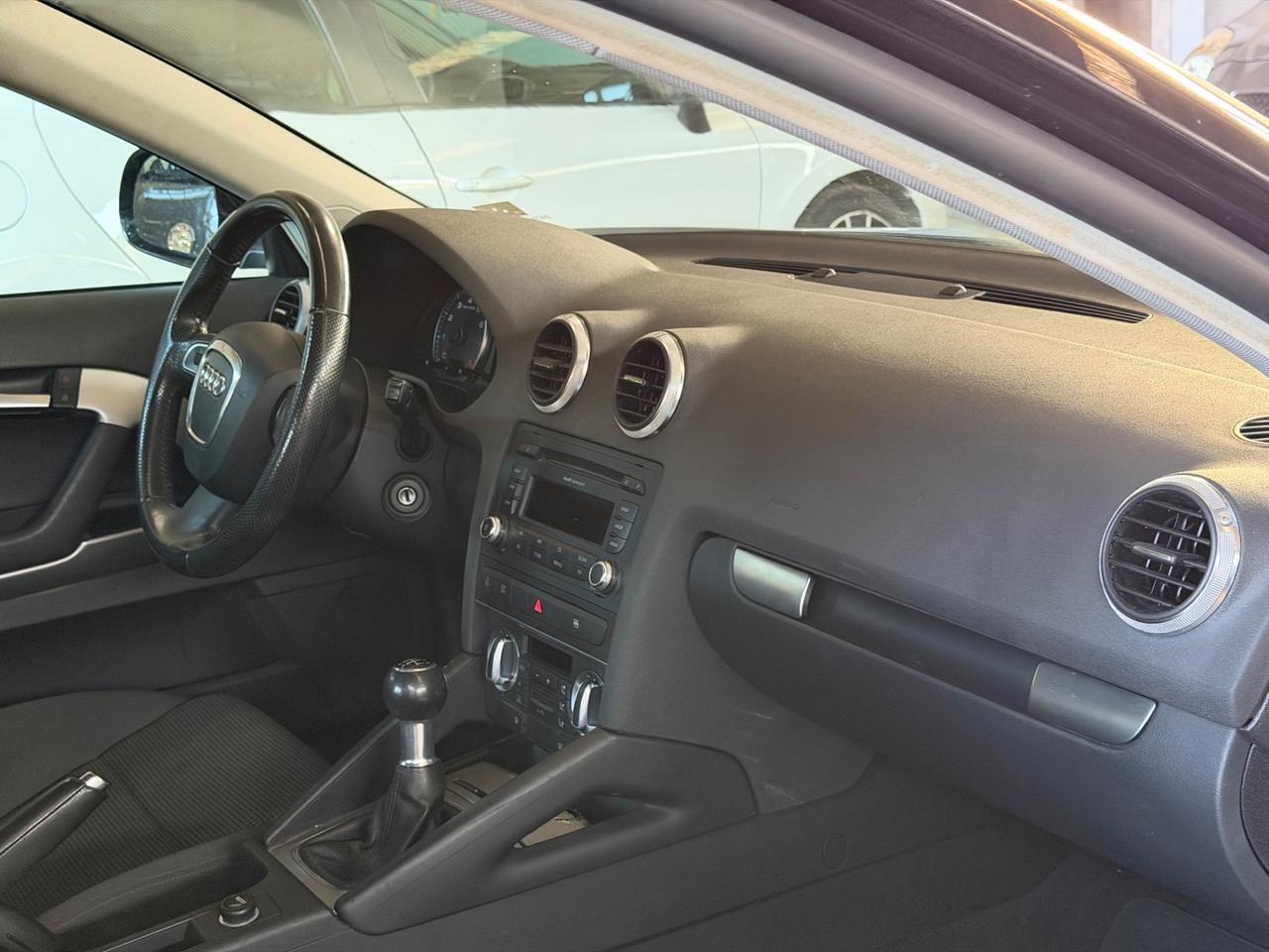 Audi A3 1.6 s-line