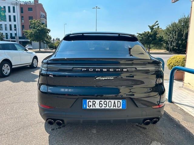 Porsche Cayenne Coupé 3.0 V6 E-Hybrid SUBENTRO LEASING