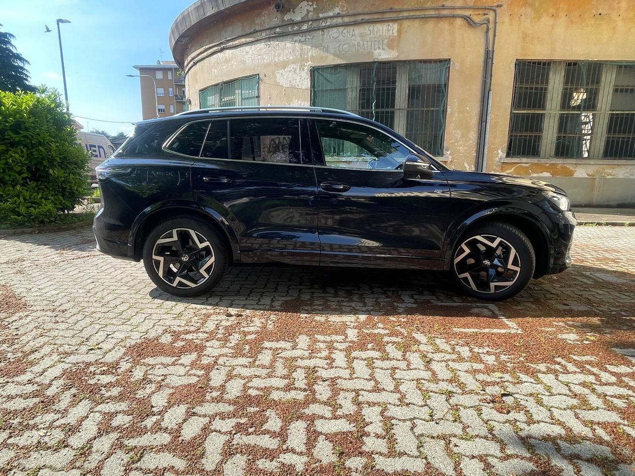 Volkswagen Tiguan R Line 2.0 TDI