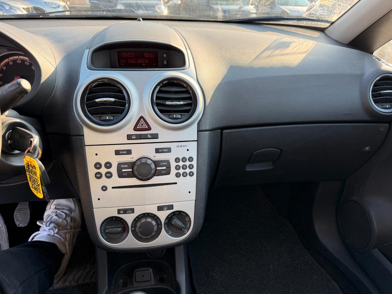 OPEL CORSA ANNO 2012 1.2 BENZINA/GPL *LEGGI