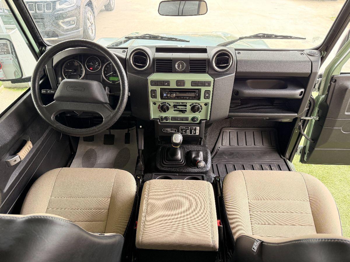 LAND ROVER - Defender 90 2.2 td SW