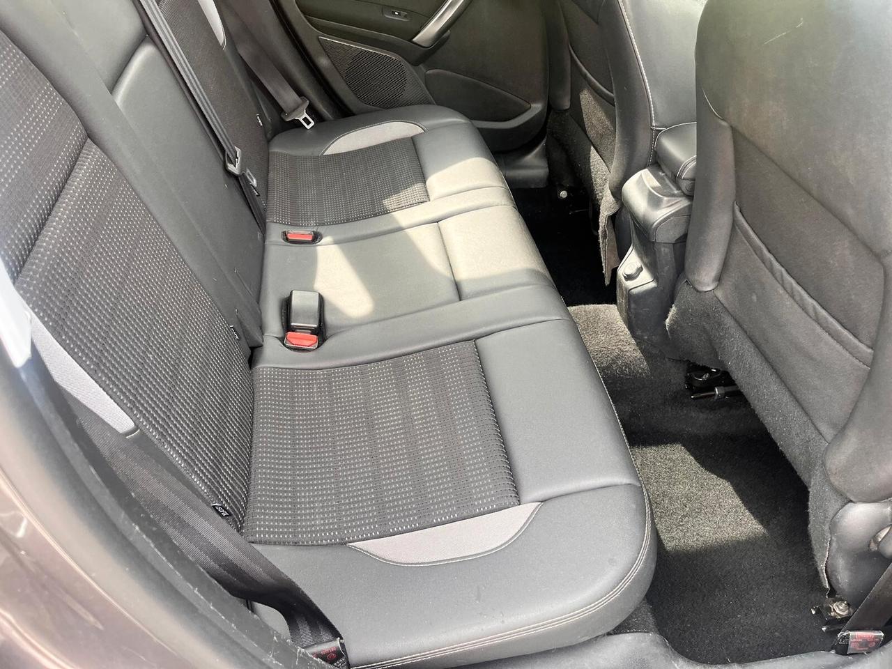 Peugeot 2008 1.6 e-HDi 92 CV Stop&Start Allure