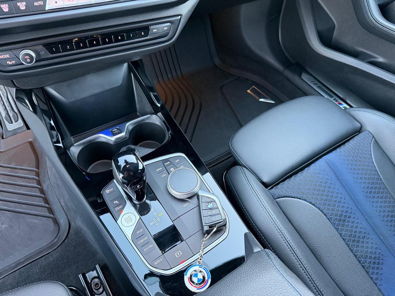 Bmw 118 118d 5p. Msport