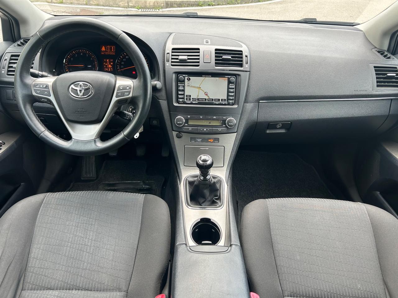 Toyota Avensis 1.8 Executive