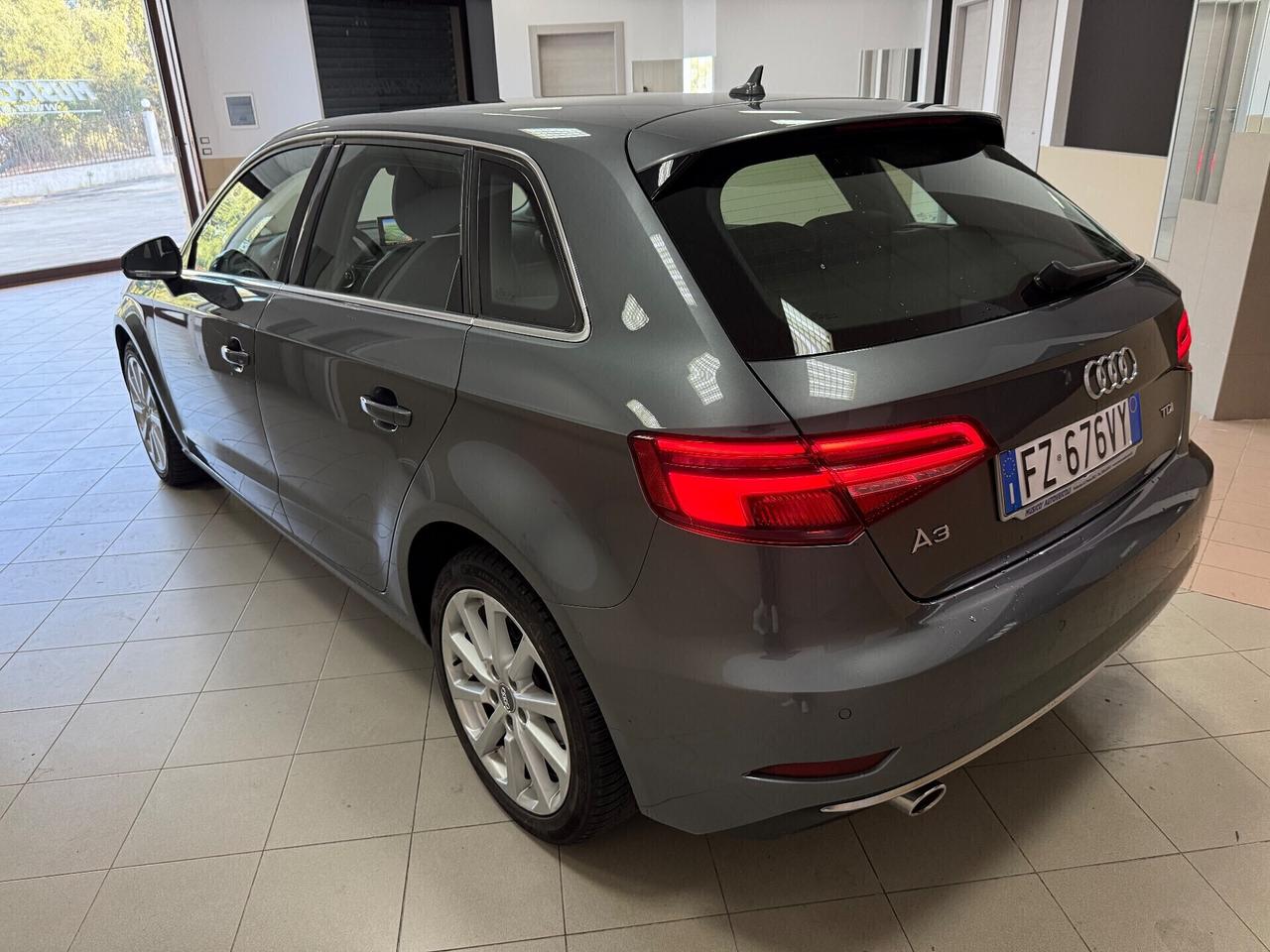 Audi A3 1.6 TDI 116 CV S tronic Sport AUTOMATICA